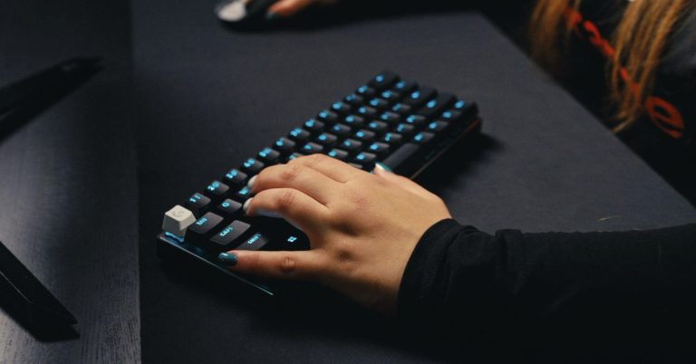 Enhancing Your Gameplay with the Right Gaming Keyboard